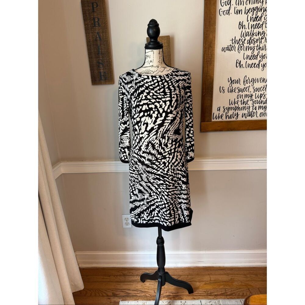 Calvin Klein Women's Long Sleeve Bateau Neck Sheath Dress Black White Size 4P